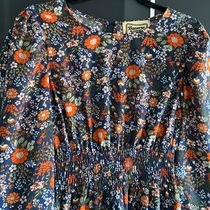 Canadian floral 70s midi with pockets